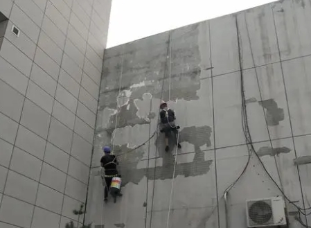 管城区楼顶漏水维修公司分享下管城区外墙防水的注意事项